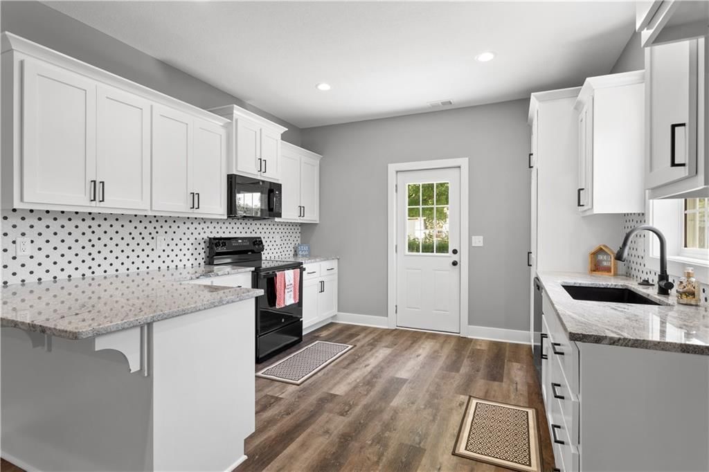 210 Park Street — photo 7