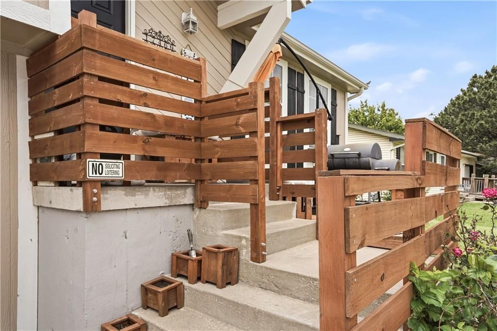 17460 S Agnes Street — photo 3
