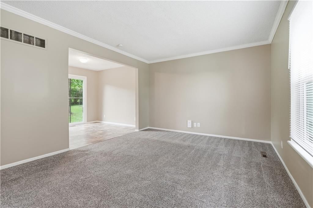 10408 SMALLEY Court — photo 4