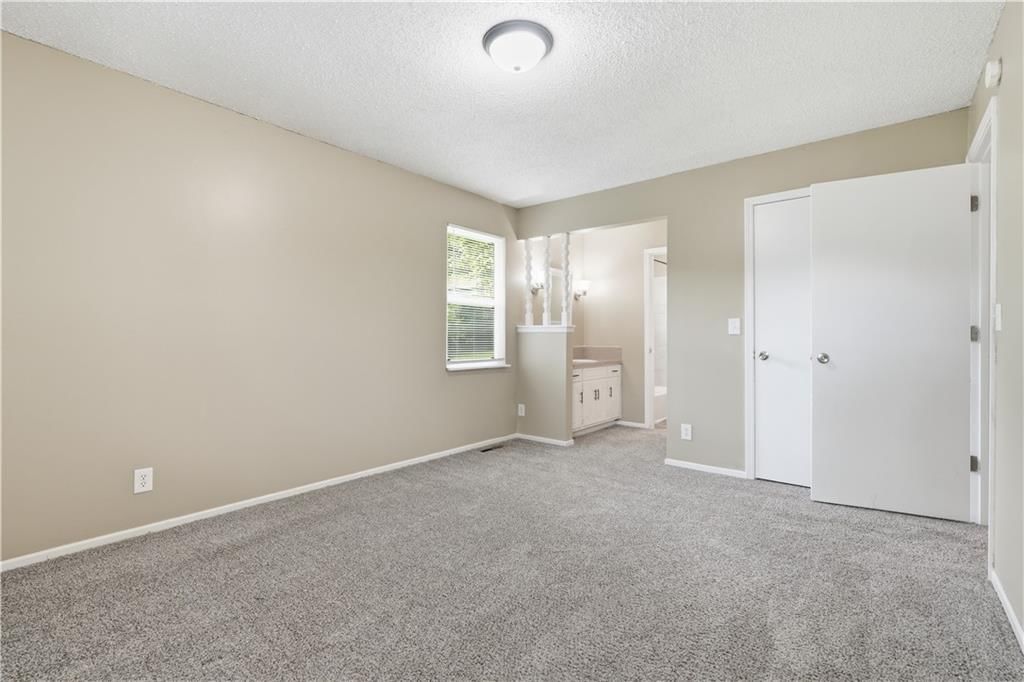 10408 SMALLEY Court — photo 28