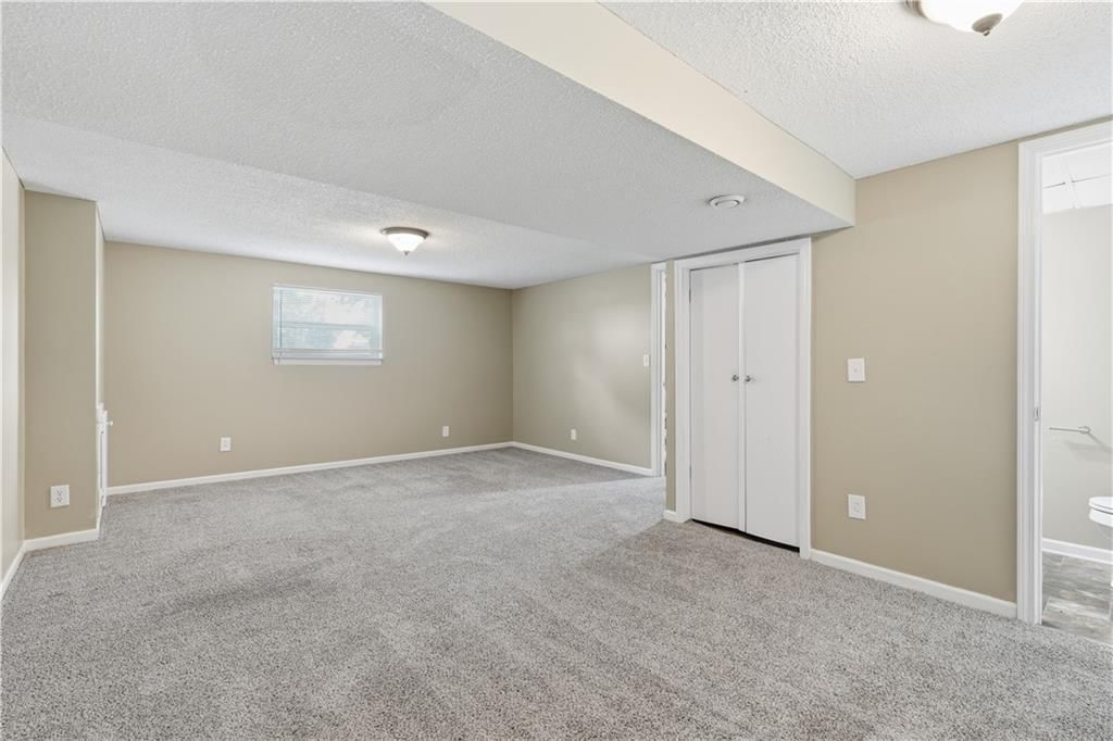 10408 SMALLEY Court — photo 31