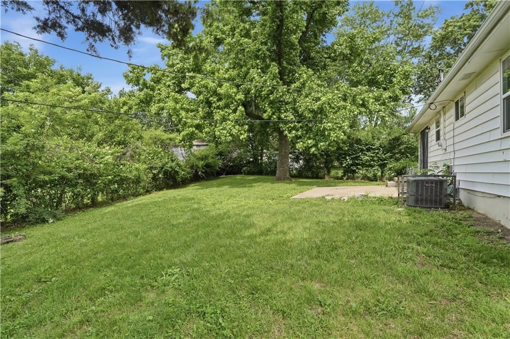 10408 SMALLEY Court — photo 34