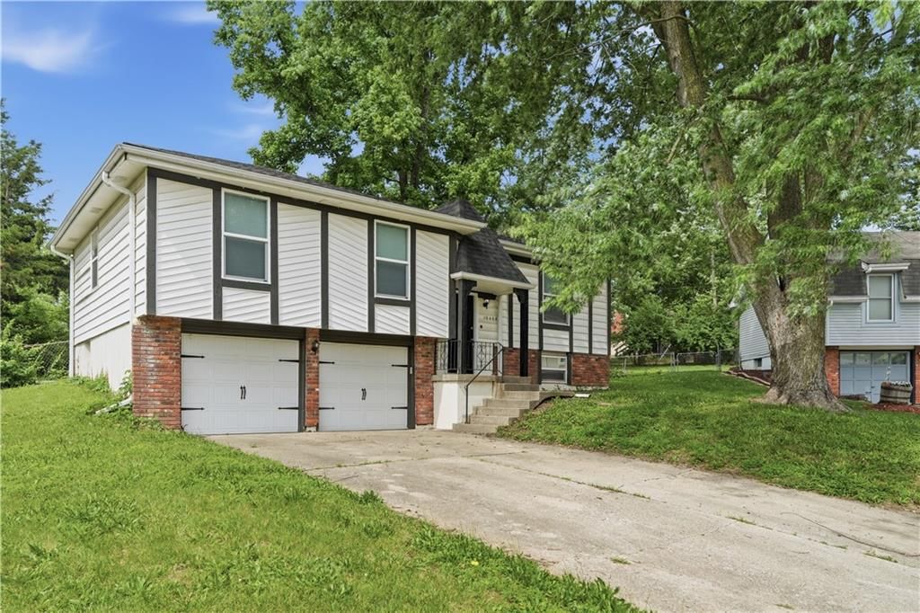 10408 SMALLEY Court — photo 36