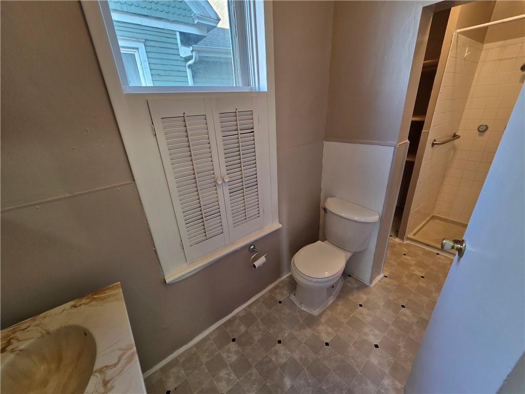 1325 Mitchell Avenue — photo 5