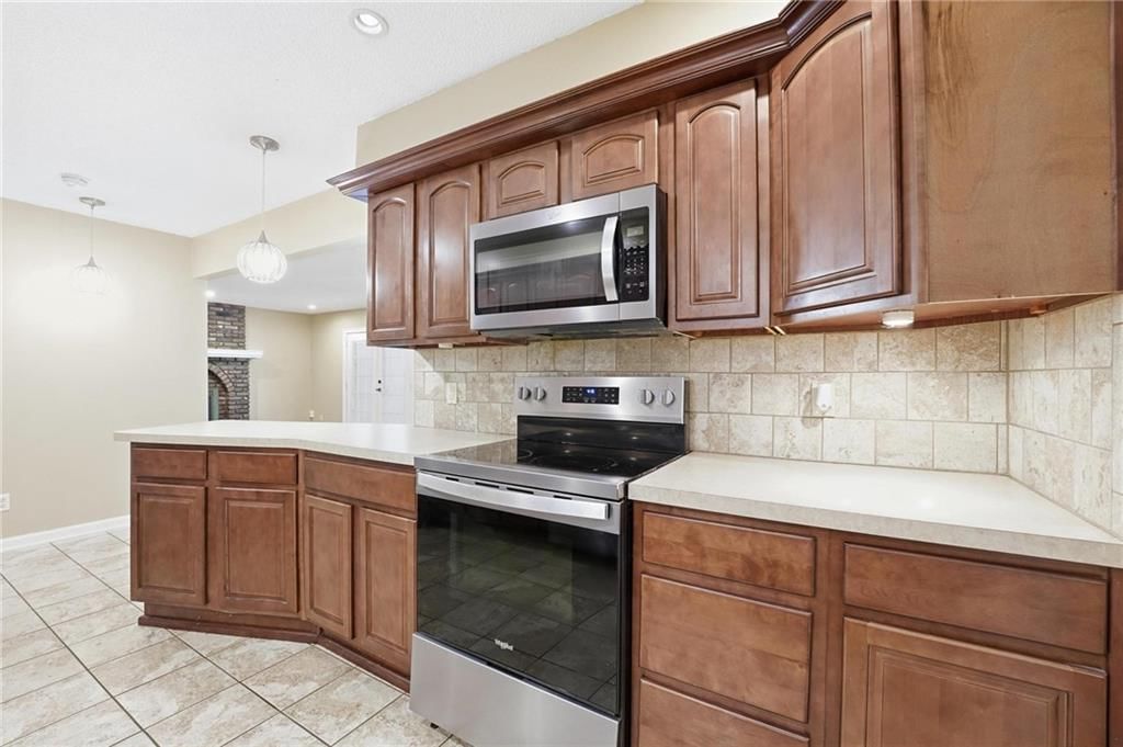 203 N Murphy Drive — photo 5