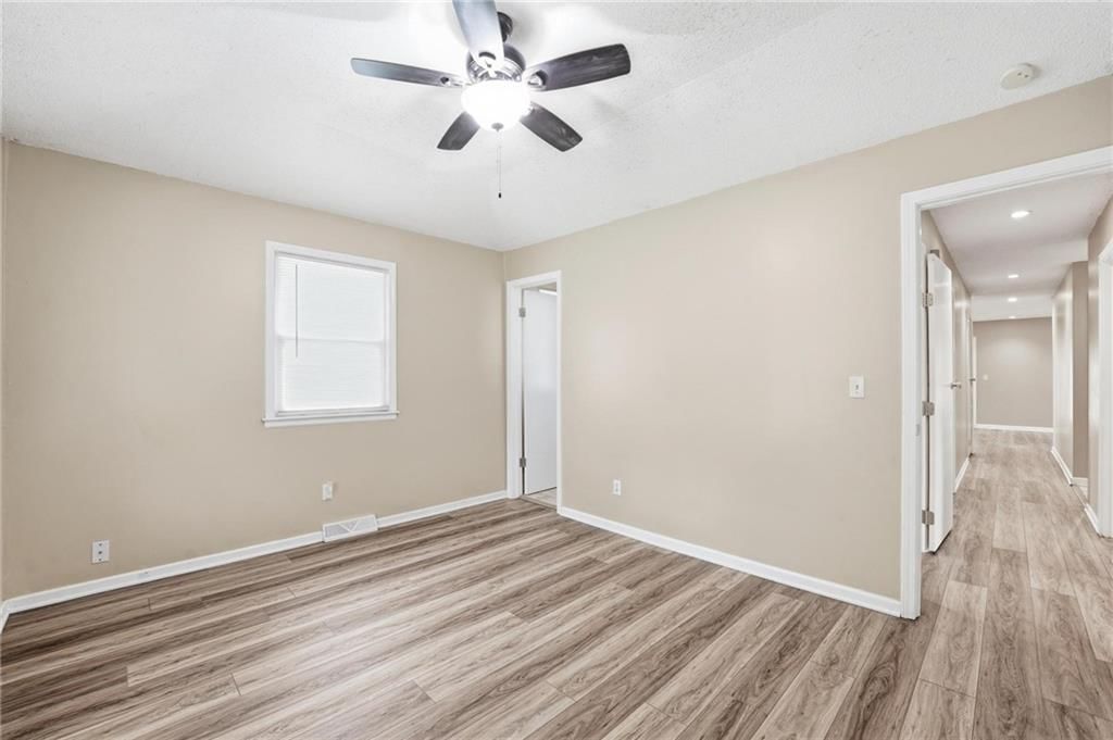 203 N Murphy Drive — photo 13