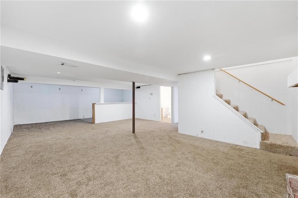 203 N Murphy Drive — photo 21