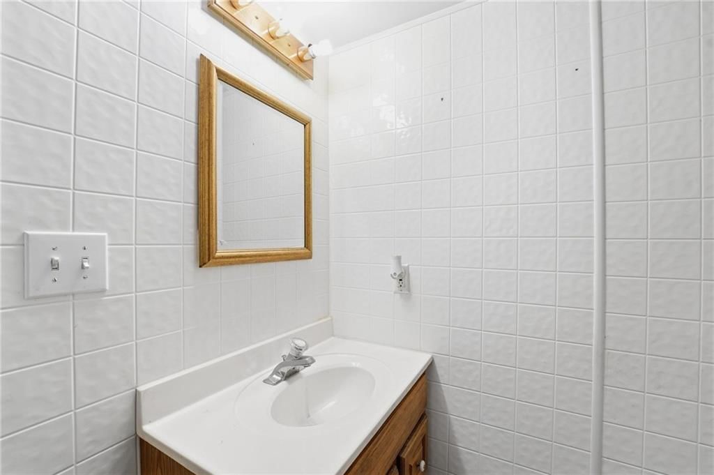 203 N Murphy Drive — photo 28