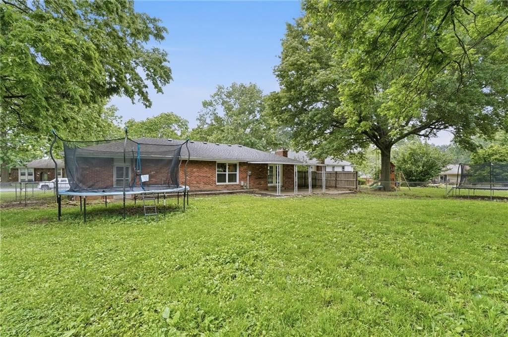 203 N Murphy Drive — photo 33