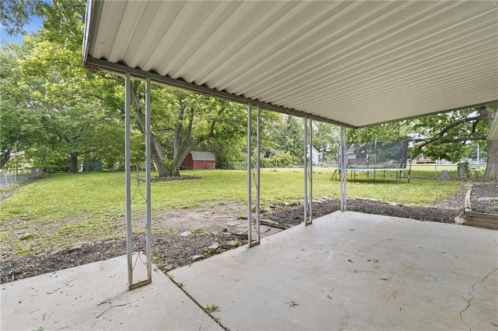 203 N Murphy Drive — photo 34