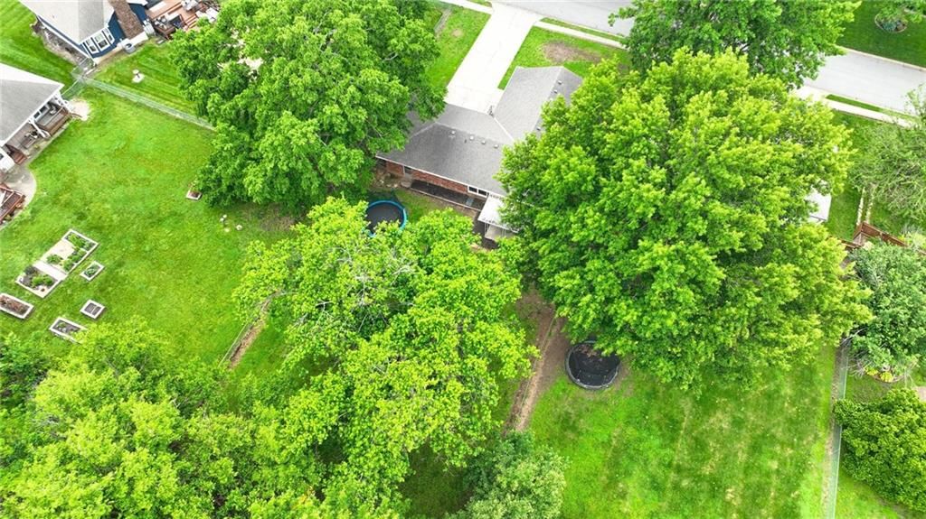 203 N Murphy Drive — photo 36