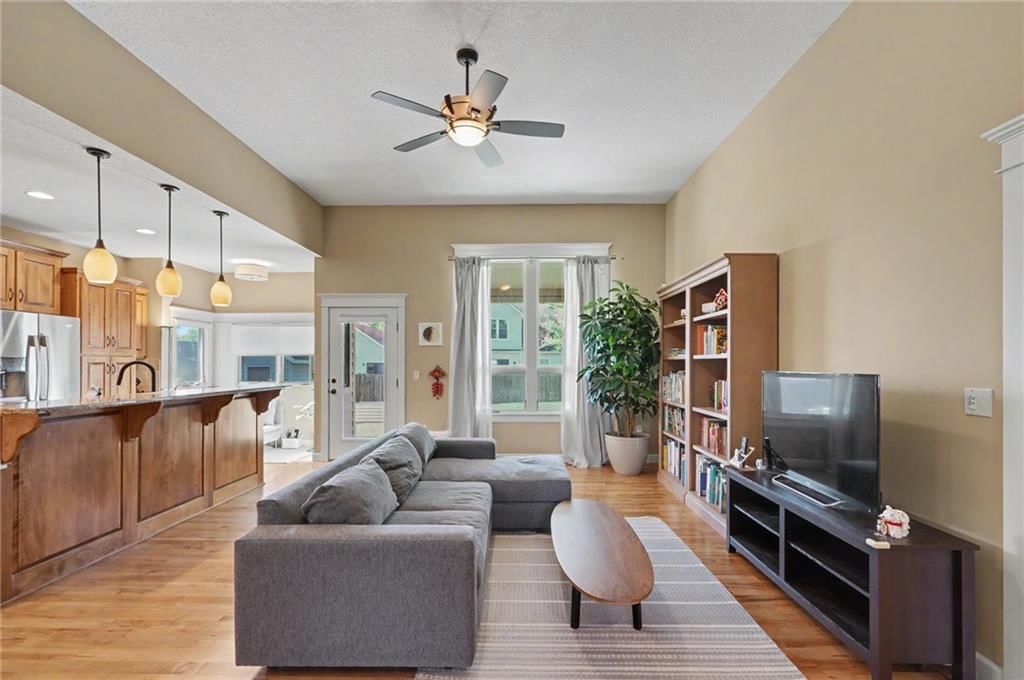 6205 Crystal Lane — photo 4