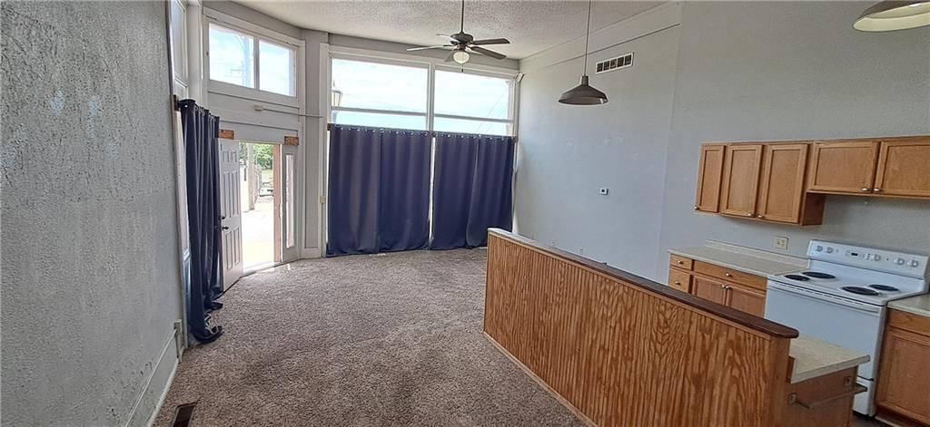 1421 Penn Street — photo 3
