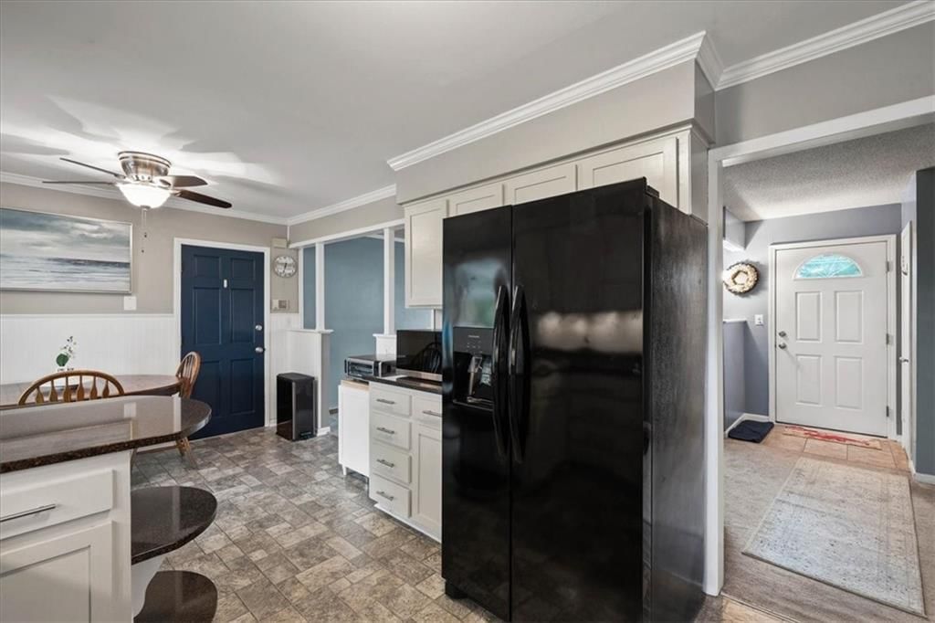 420 NW Village Court — photo 12