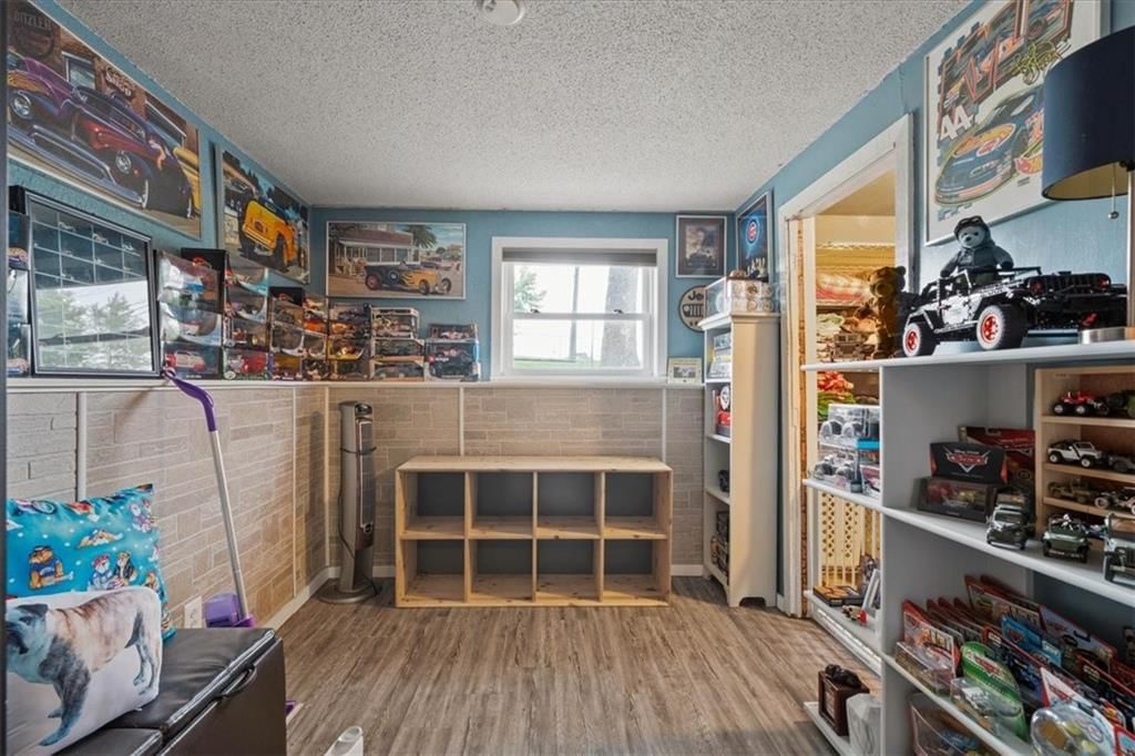 420 NW Village Court — photo 23