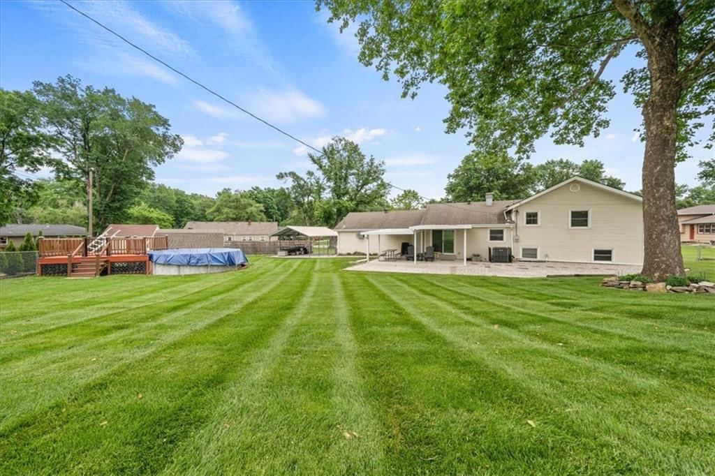 420 NW Village Court — photo 26
