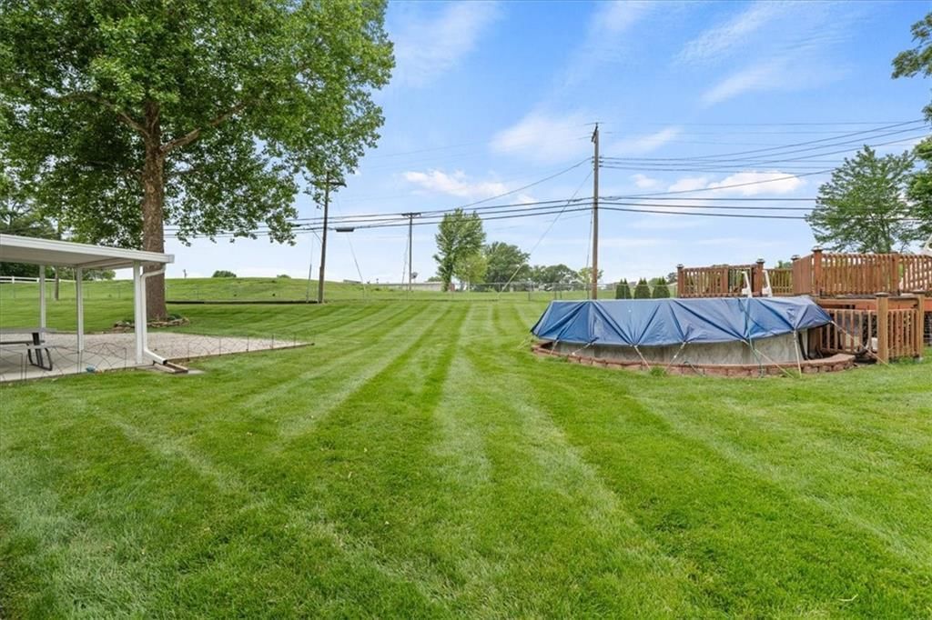 420 NW Village Court — photo 27