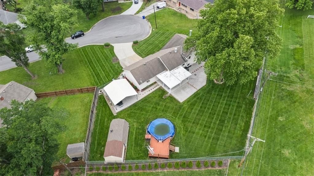 420 NW Village Court — photo 29