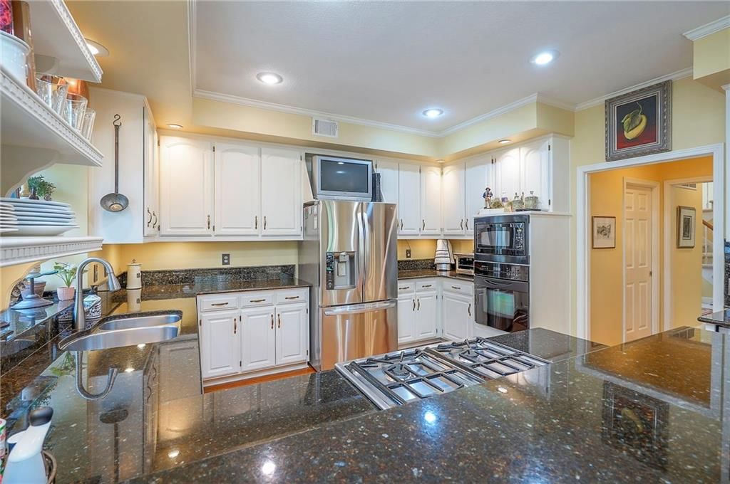 4516 W 125th Street — photo 27