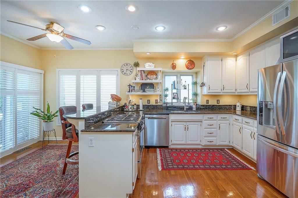 4516 W 125th Street — photo 29