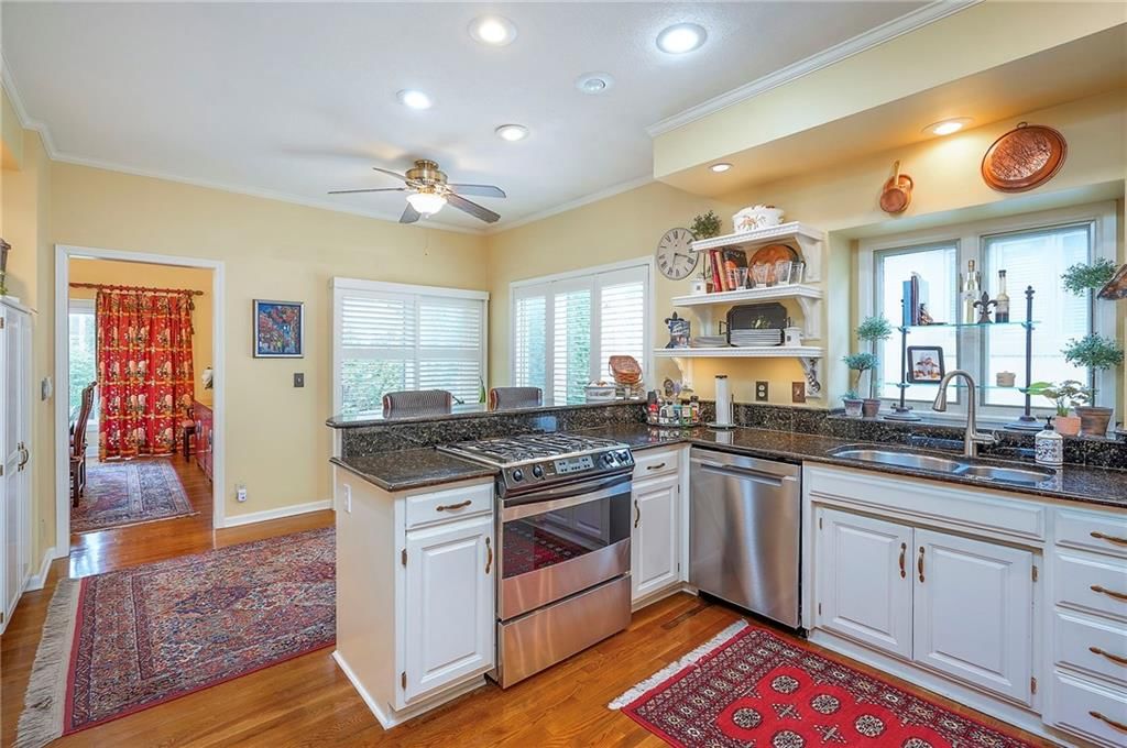 4516 W 125th Street — photo 30