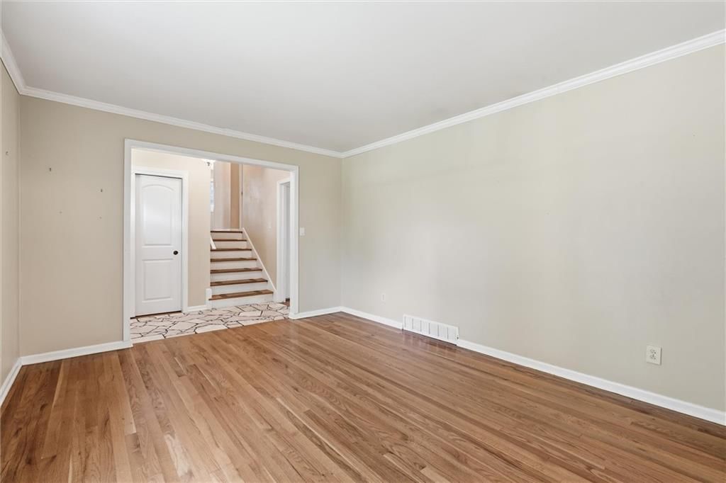 10930 Lydia Avenue — photo 4