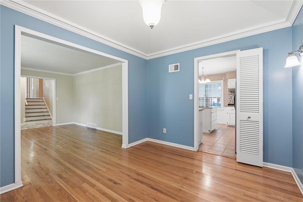10930 Lydia Avenue — photo 9