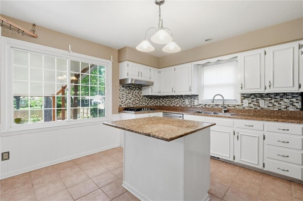 10930 Lydia Avenue — photo 10
