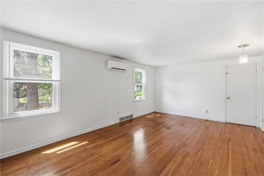10930 Lydia Avenue — photo 24