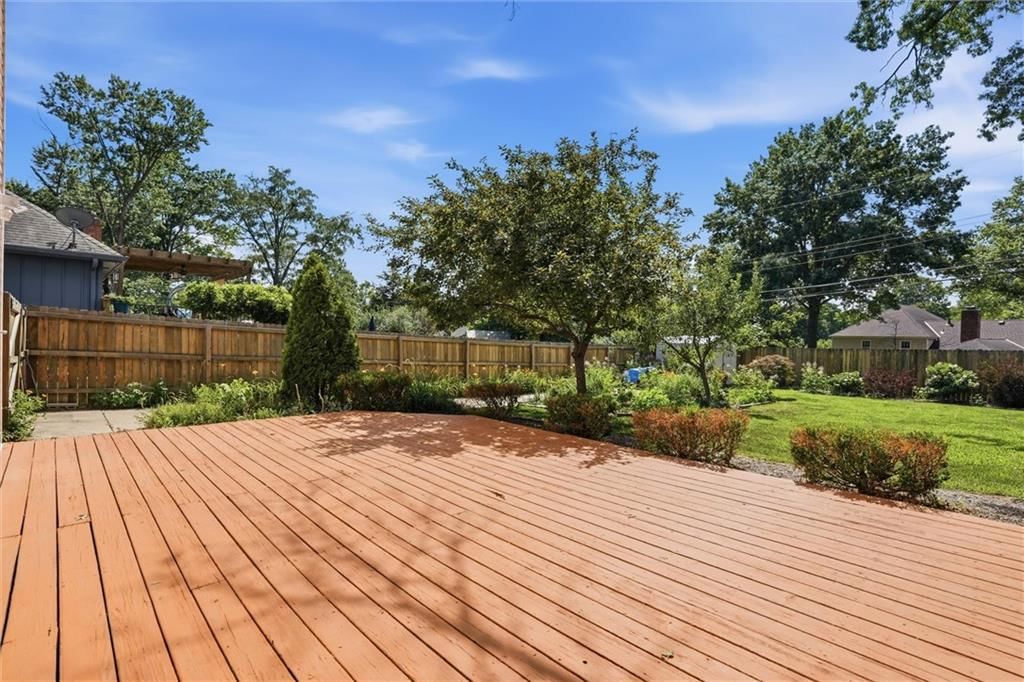 10930 Lydia Avenue — photo 31