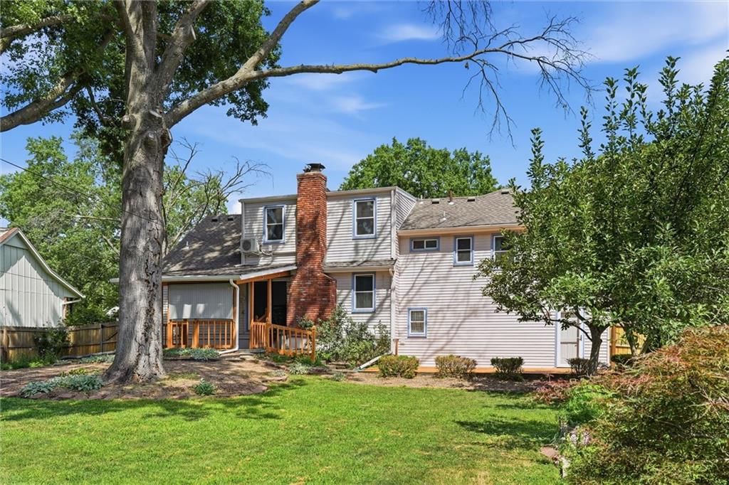10930 Lydia Avenue — photo 32