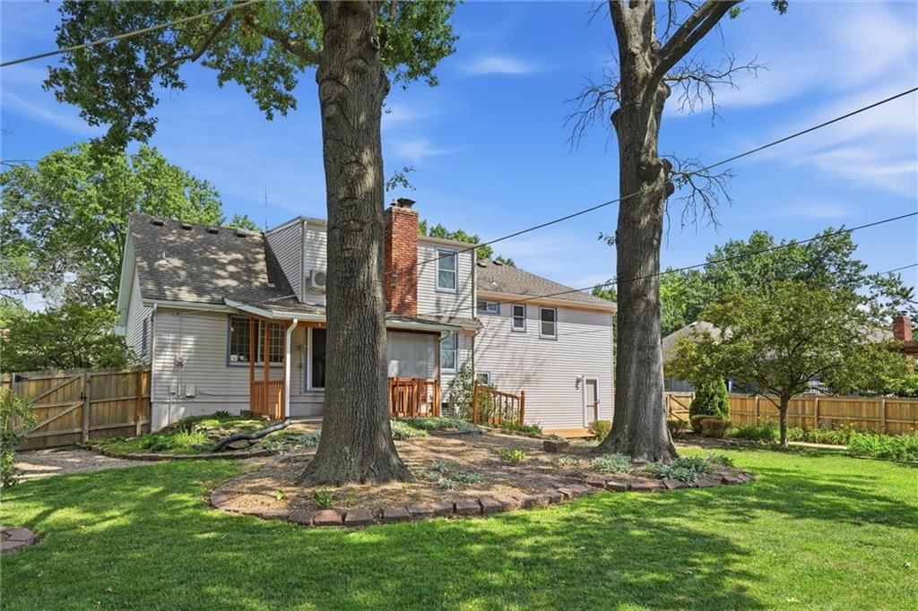 10930 Lydia Avenue — photo 42