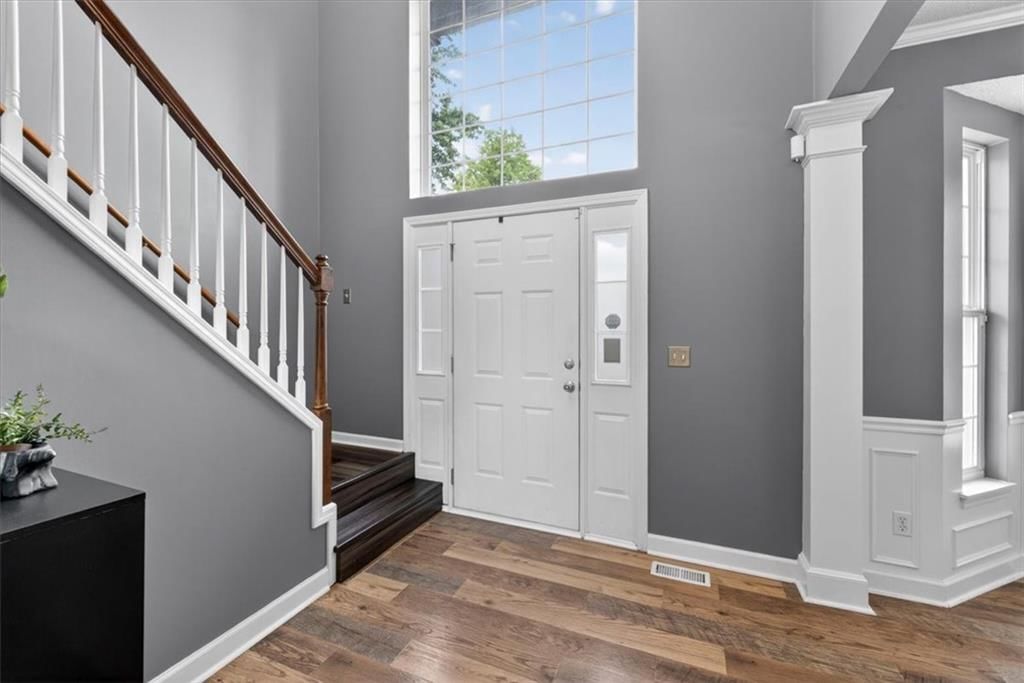 15223 W 156TH Court — photo 3