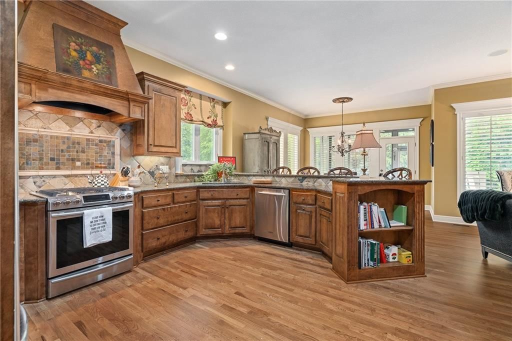 5405 W 141 Terrace — photo 3
