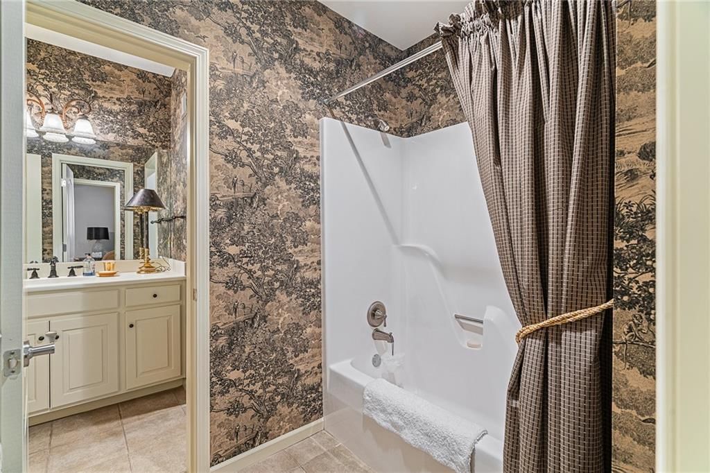 5405 W 141 Terrace — photo 19
