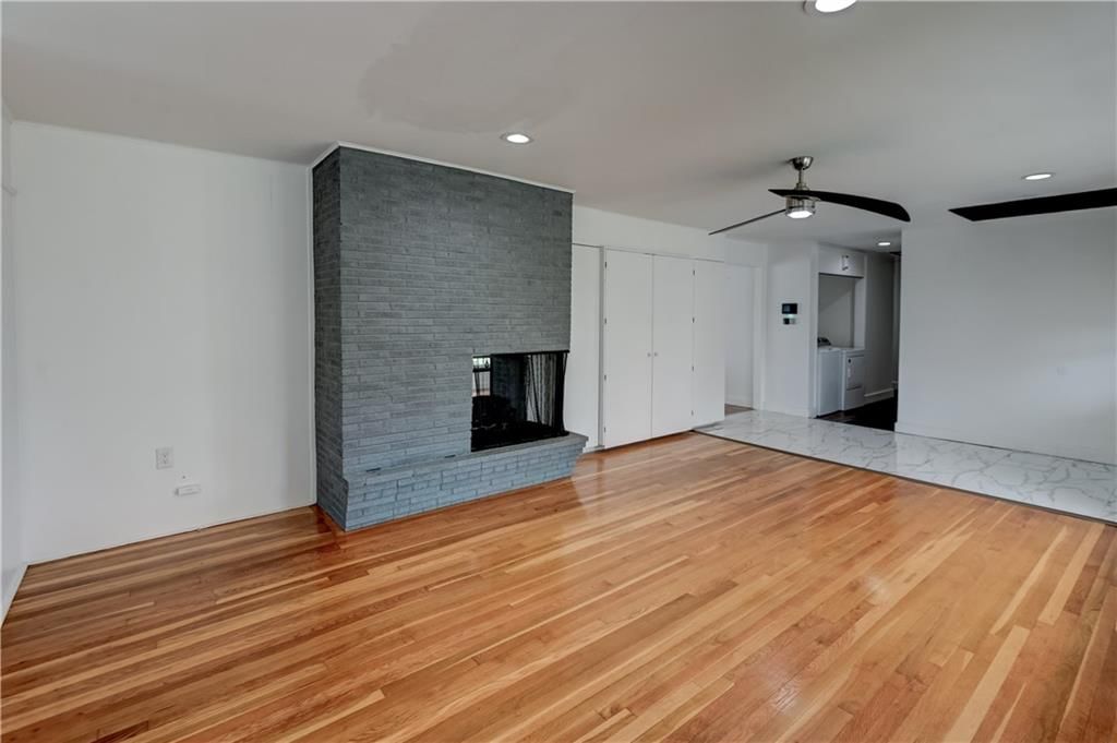 1102 W 85th Terrace — photo 26