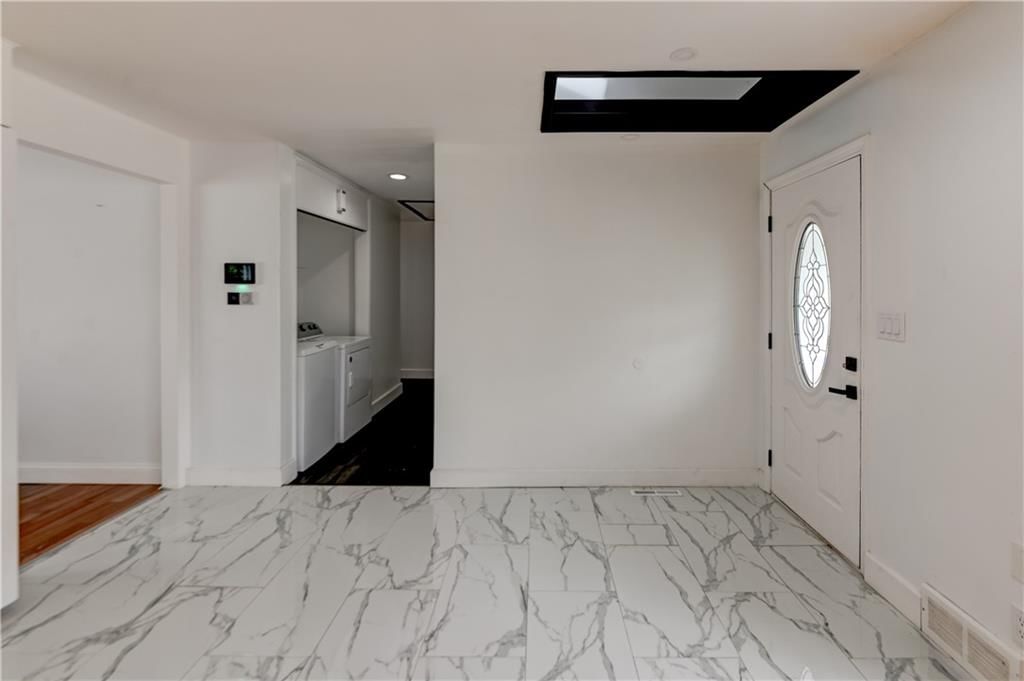 1102 W 85th Terrace — photo 28
