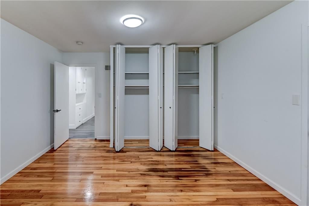 1102 W 85th Terrace — photo 39