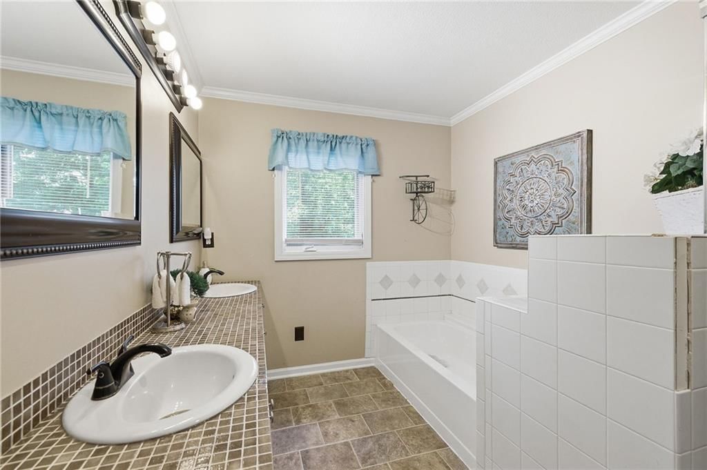 11533 E 74th Street Court — photo 14