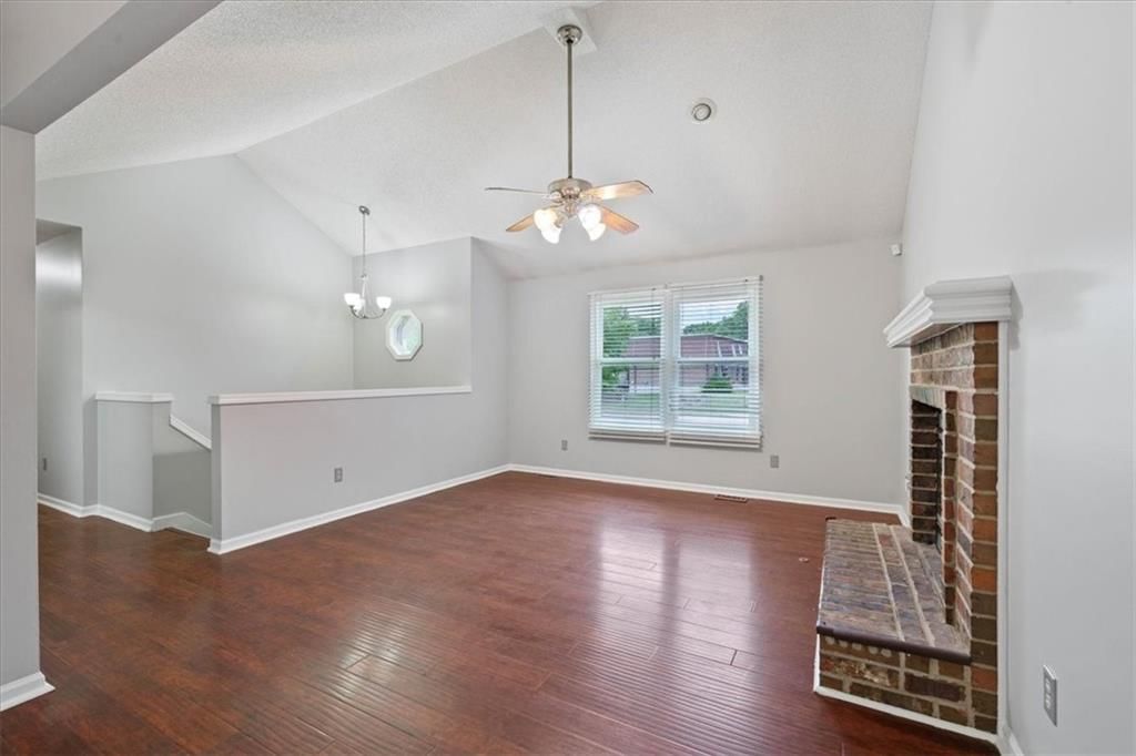 5181 FARLEY Lane — photo 9