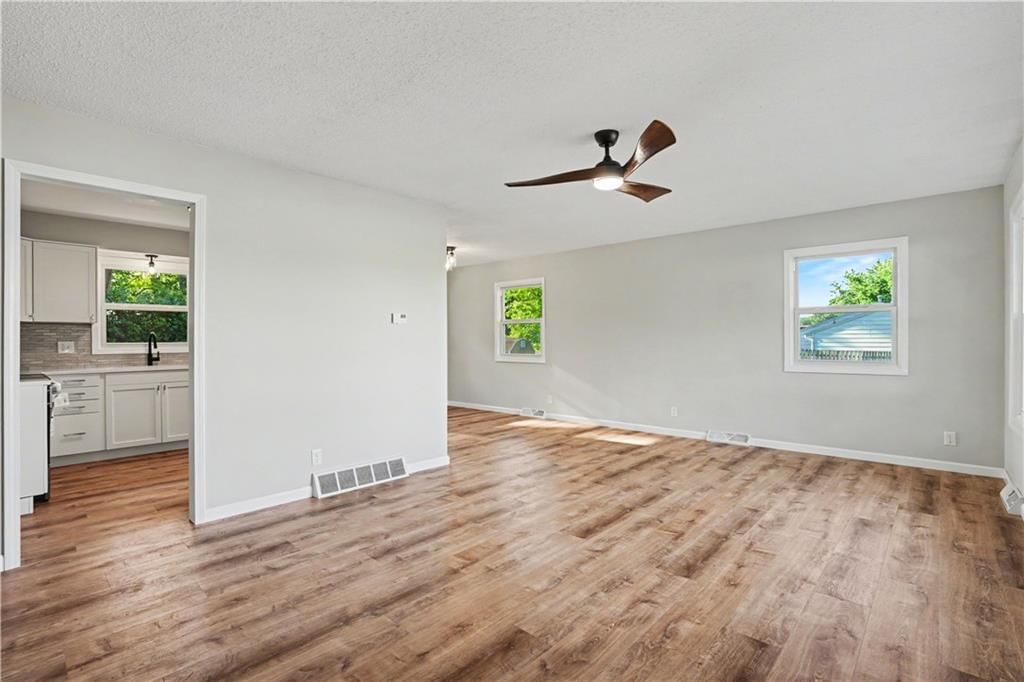 305 Hawthorne Street — photo 7