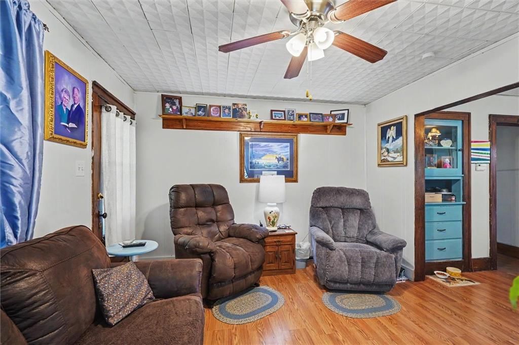 404 E Wilson Street — photo 6