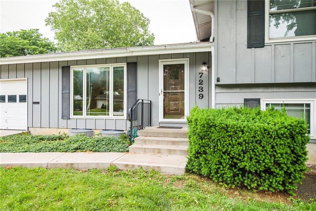 7239 Lowell Drive — photo 2