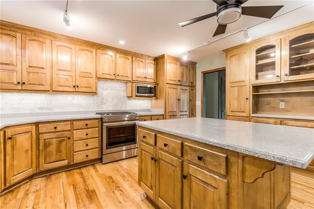 7239 Lowell Drive — photo 9