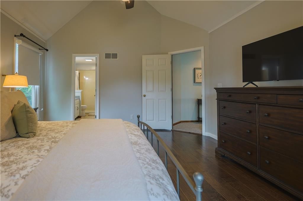 953 Yancey Street — photo 18