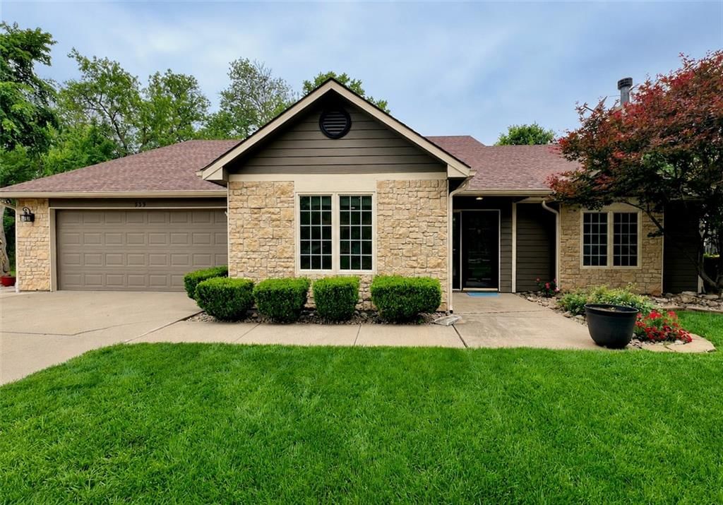 539 Bently Drive, Lawrence, KS