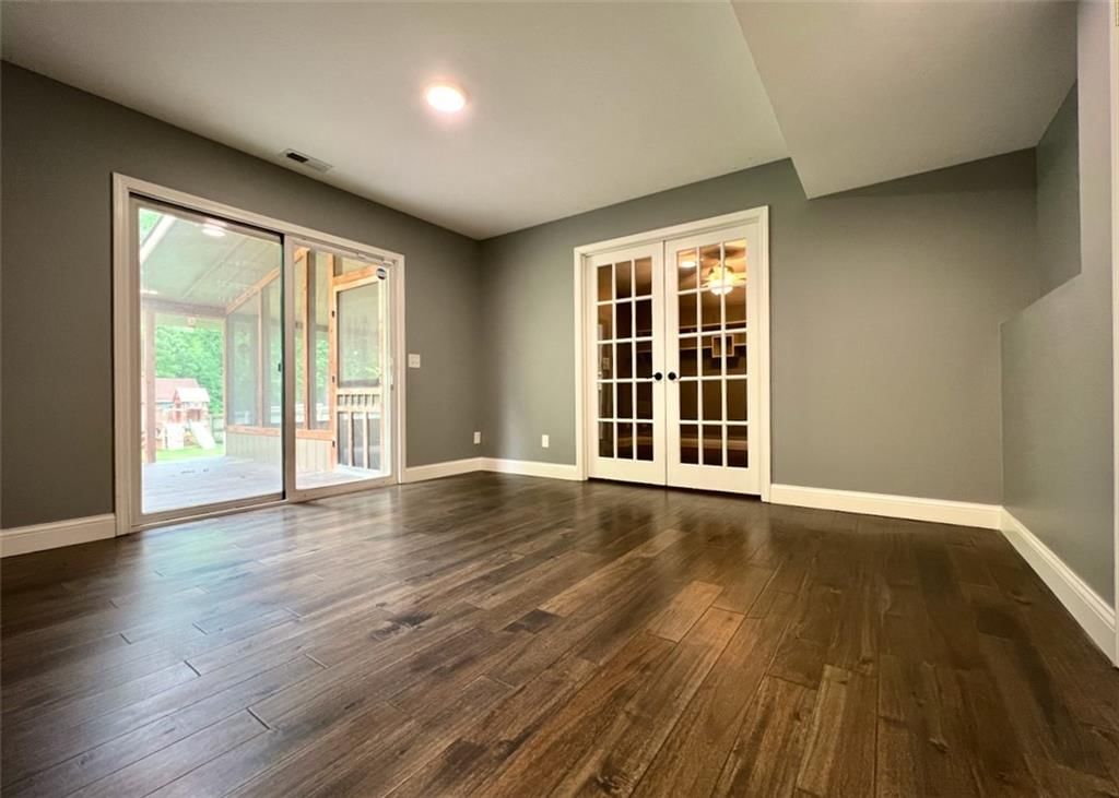 539 Bently Drive — photo 11