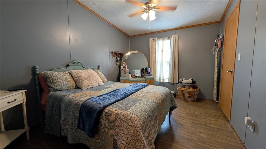 29335 Van Dyke Avenue — photo 22