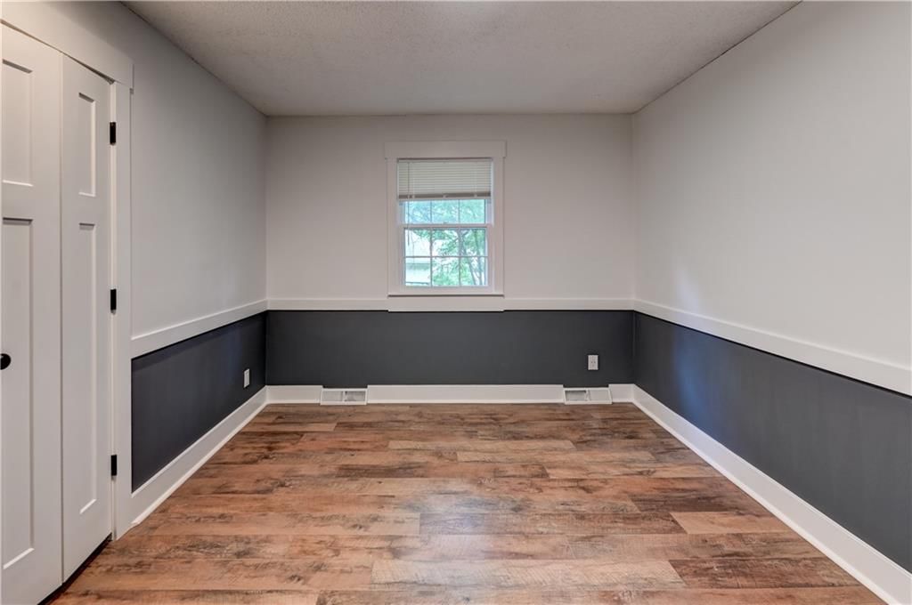 203 NE Oak Tree Circle — photo 13