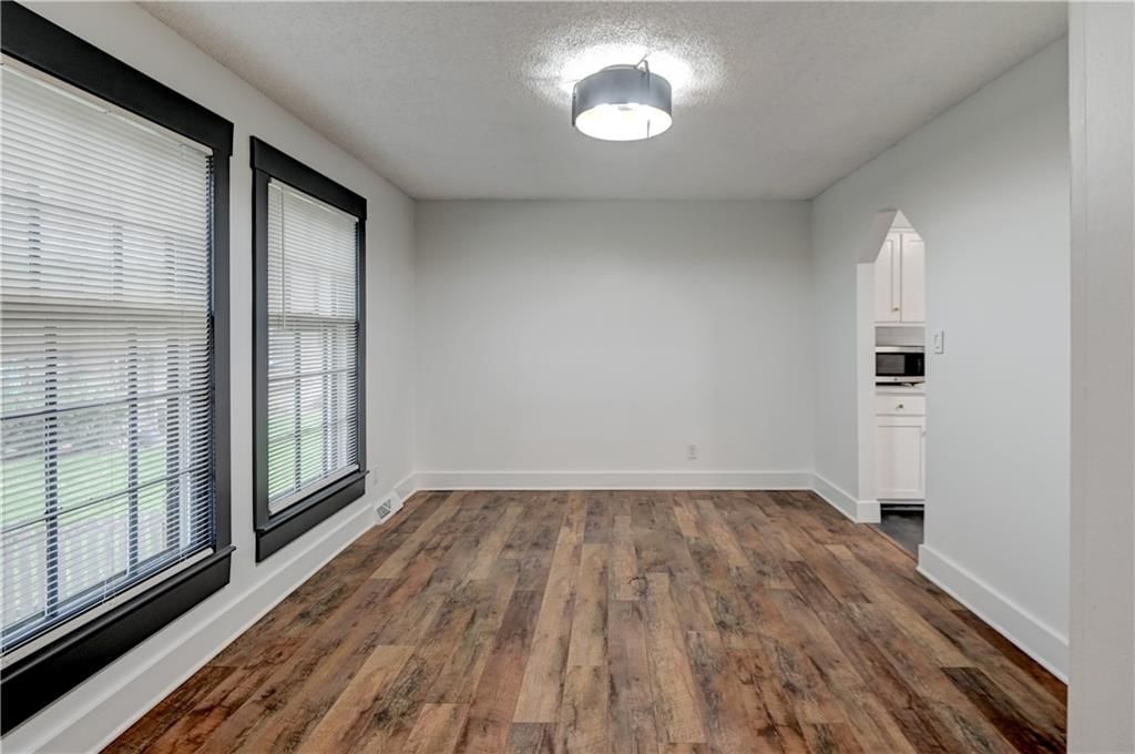 203 NE Oak Tree Circle — photo 16